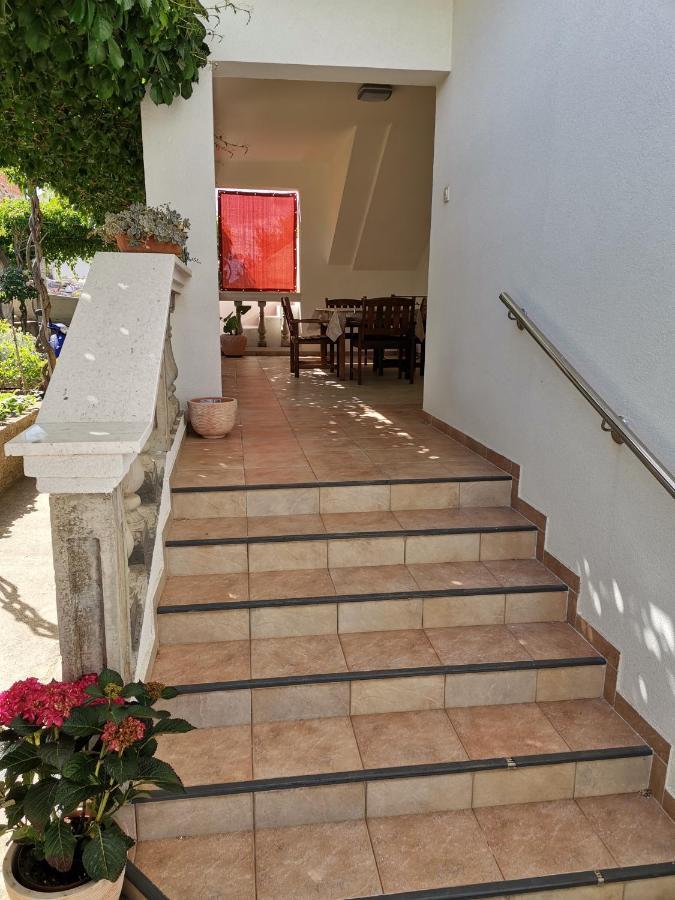 Apartmani Daniela Murter Exterior photo